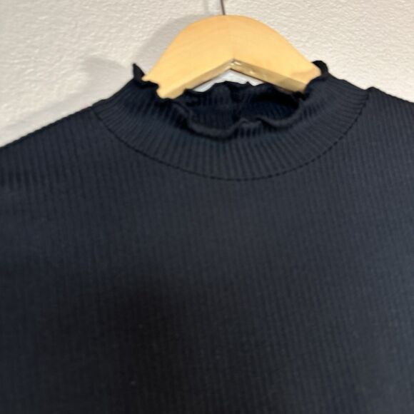 Popular 21 Black Ribbed Mock Neck Crop Top Size L Lettuce Trim Y2K Basic Minimal - Picture 3 of 5